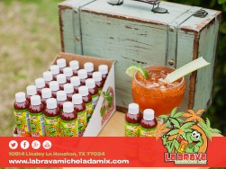 La-Brava-Michelada-baby-clams-5261